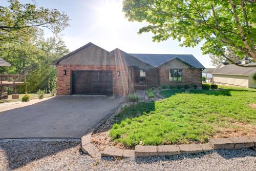 Beautiful Kentucky Lake Getaway with Dock and Deck!