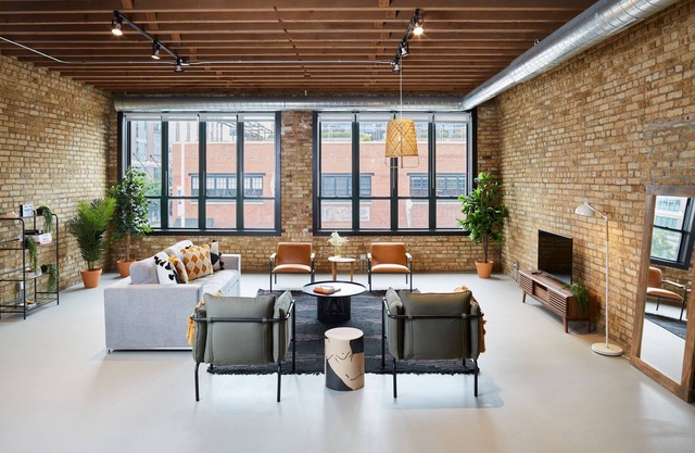 Beautiful Luxury Loft in Fulton Market, Sleeps 12 | Featured In Architectural Di