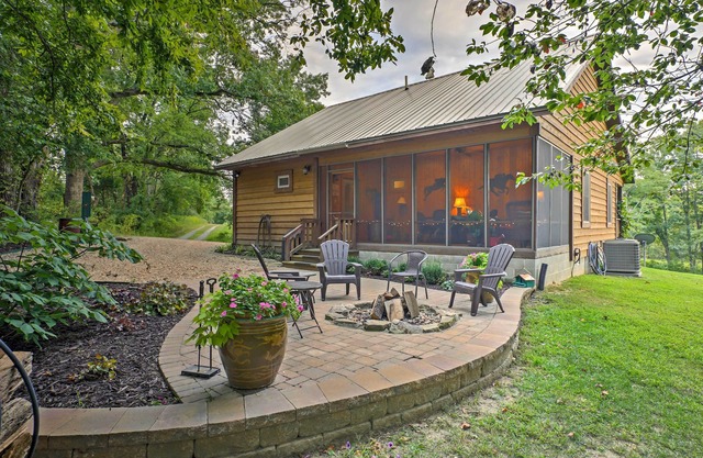 Beautiful Makanda Cabin in Shawnee National Forest