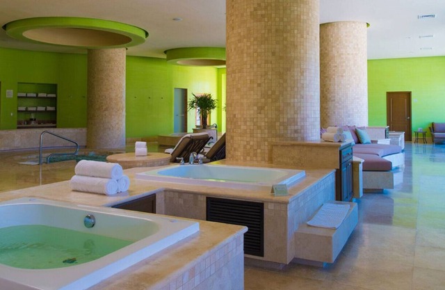 Beautiful Mexico Resort Getaway with Spa and Golf Course
