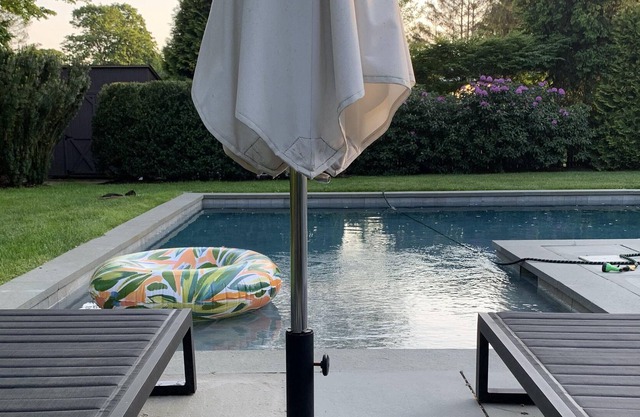 Beautiful Mid-Century Beach Cottage