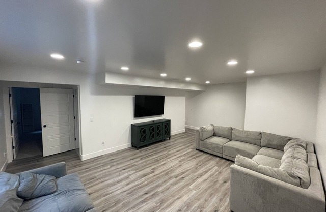 Beautiful new build with everything your family needs! (Pet Friendly)