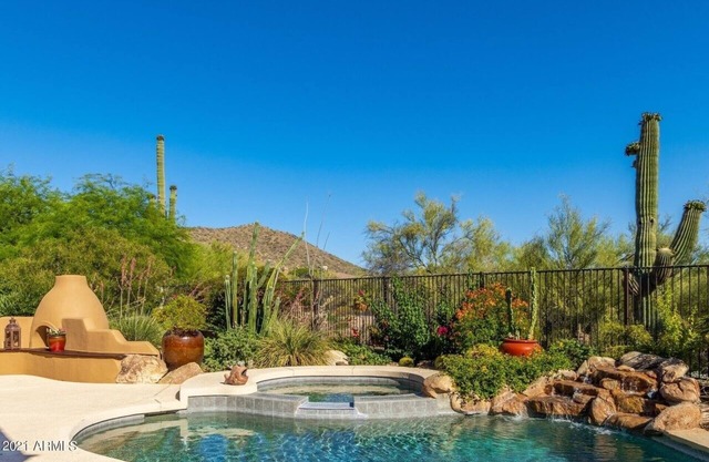 Beautiful North Scottsdale Home - Desert Views, Nearby Golf, Hiking, and More