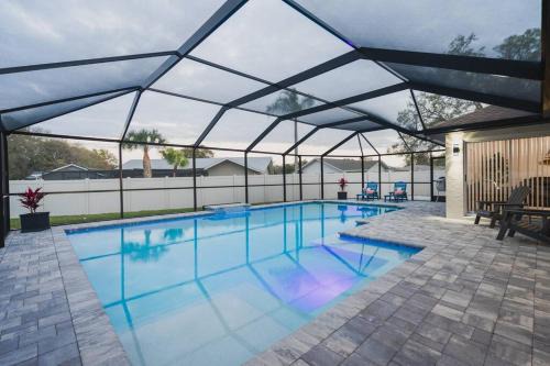 Beautiful Oak View Manor - Siesta & Legacy Trail