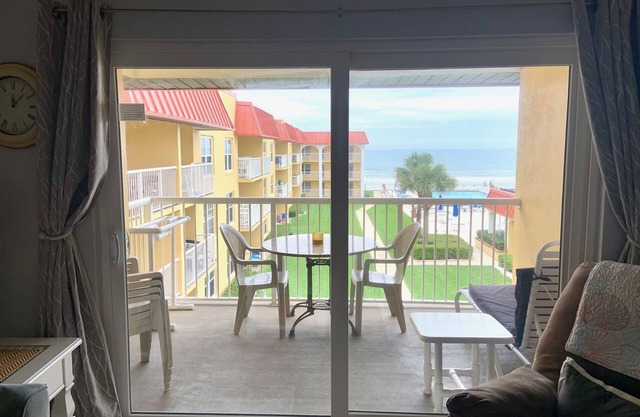 BEAUTIFUL OCEAN VIEW FROM LIVING ROOM, MASTER SUITE & LARGE BALCONY. LARGE POOL