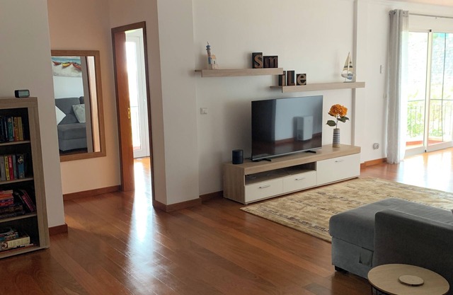 Beautiful Ocean View Condo close to beach