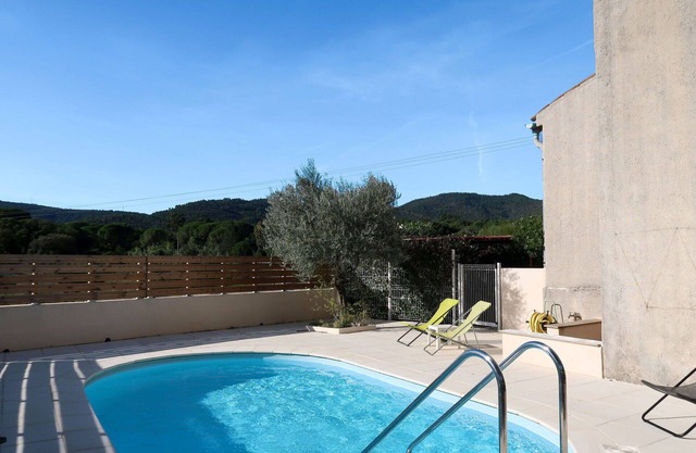 Beautiful private villa for 6 people with WIFI, private pool, TV and terrace