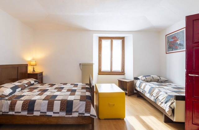 Beautiful private villa for 7 guests with A/C, WIFI, TV, patio and pets allowed