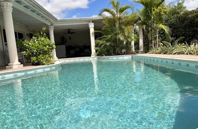 Beautiful private House With a Pool In Miami