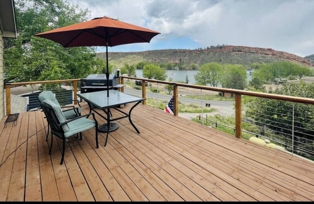 Beautiful, Private, Family Getaway Lake House