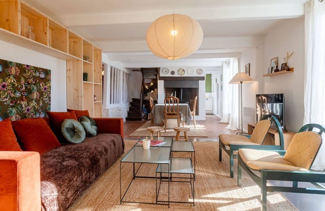 Beautiful private villa for 6 guests with WIFI, TV and terrace