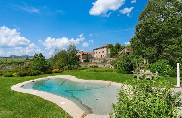 Beautiful private villa with private pool, WIFI, A/C, TV, patio, panoramic view and parking
