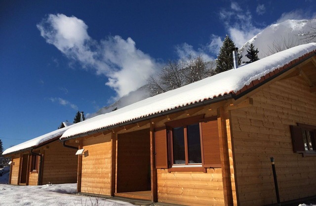 Beautiful private villa for 4 people with WIFI, TV and balcony