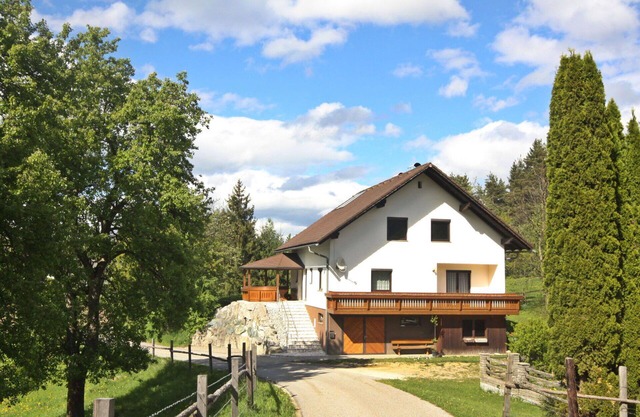 Beautiful private villa for 6 people with WIFI, TV, patio, panoramic view and parking