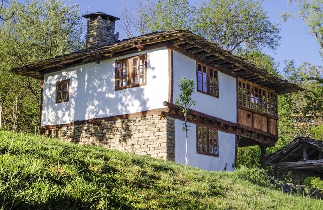Beautiful private villa for 5 guests with WIFI, pets allowed and panoramic view