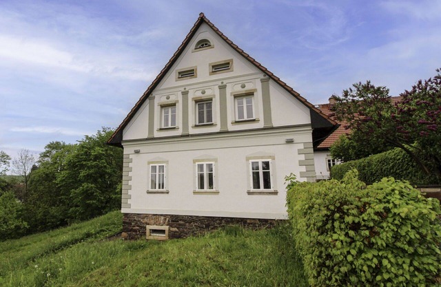 Beautiful private villa for 6 guests with WIFI, private pool, TV and terrace