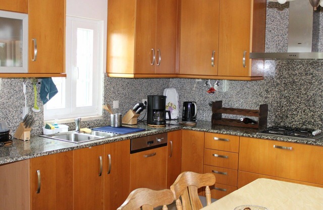 Beautiful private villa for 8 guests with WIFI, TV, terrace, panoramic view and parking