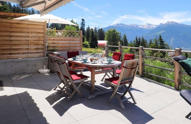 Beautiful private villa for 6 people with WIFI, TV and terrace
