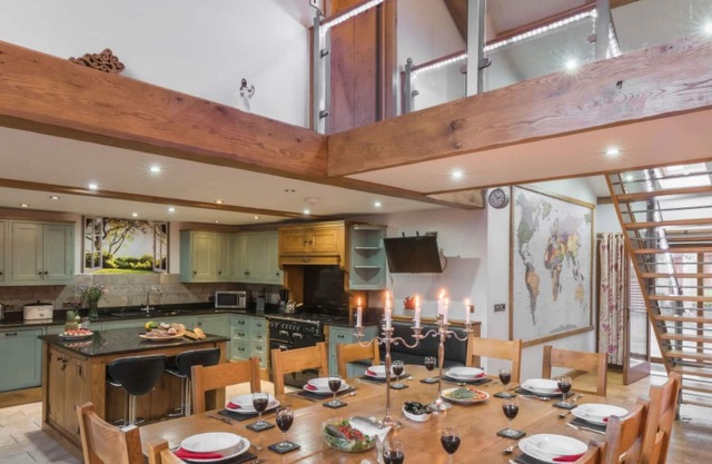 Beautiful private villa for 8 guests with WIFI, TV, patio, panoramic view and parking