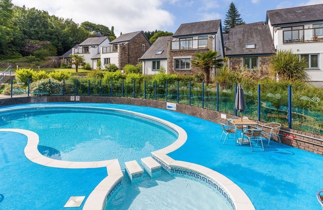 Beautiful private villa for 4 guests with pool, WIFI, TV, patio and pets allowed