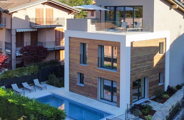 Beautiful private villa for 10 guests with WIFI, A/C, private pool, terrace and pets allowed