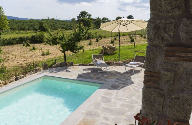 Beautiful private villa for 4 people with A/C, private pool, WIFI, TV, terrace and panoramic view