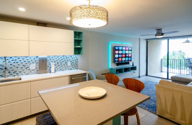 Beautiful Remodeled Condo 2B 1.5Ba