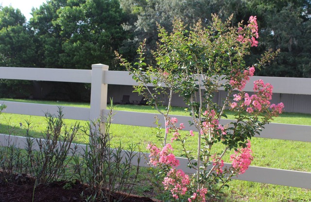 Beautiful retreat, hot tub & outdoor living space.