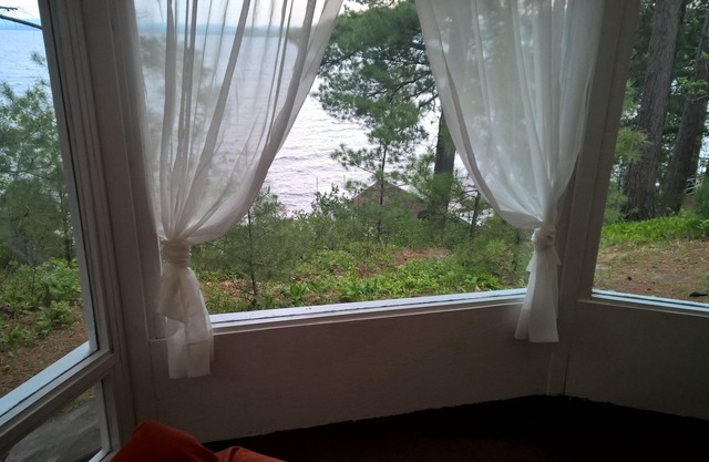 Beautiful Round Lake St Patricks Bay Cottage.