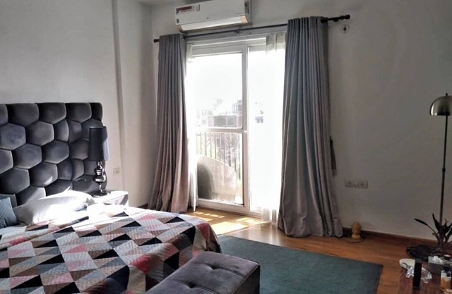 Beautiful Serviced apartment with garden and pool view