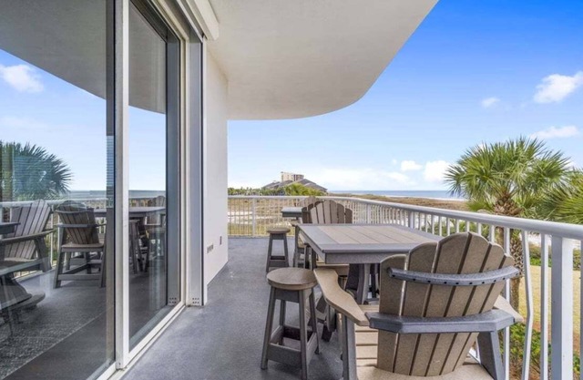 Beautiful Spanish Key #101 | Steps from Flora Bama | Oceanfront Condo | My Beach Getaways