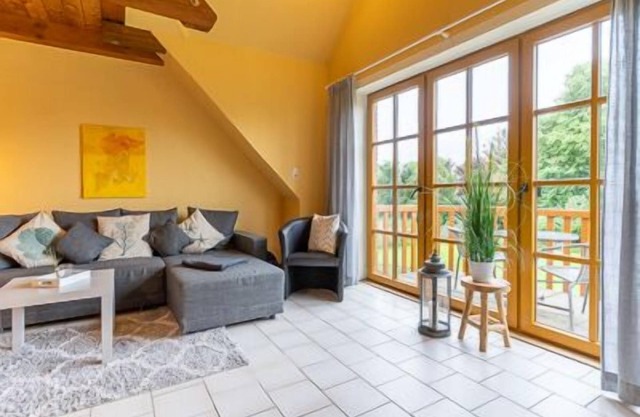 Beautiful vacation apartment for up to 4 people with balcony and dogs are welcome