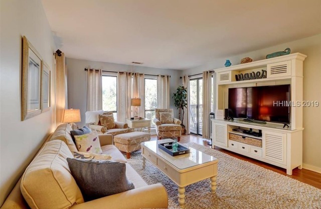 Beautiful Villa steps from the beach, golfing, restaurants, and much more!
