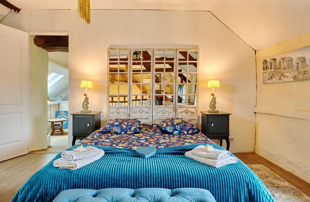 Beautiful villa for 4 people with WIFI, hot tub, TV, terrace and pets allowed