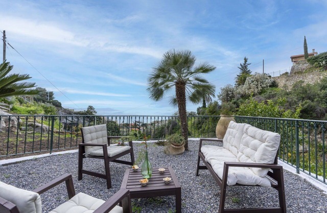 Beautiful villa for 4 people with A/C, WIFI, terrace, panoramic view and parking