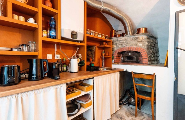 Beautiful villa for 2 guests with A/C, WIFI, terrace, pets allowed and parking