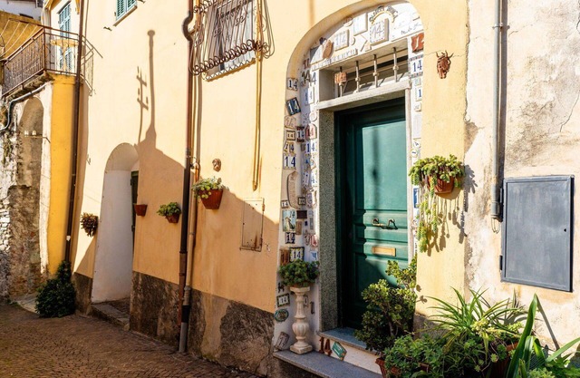 Beautiful villa for 6 people with WIFI, balcony, pets allowed and parking