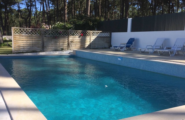 Beautiful villa near Sintra on a beautiful estate with a private swimming pool near beaches