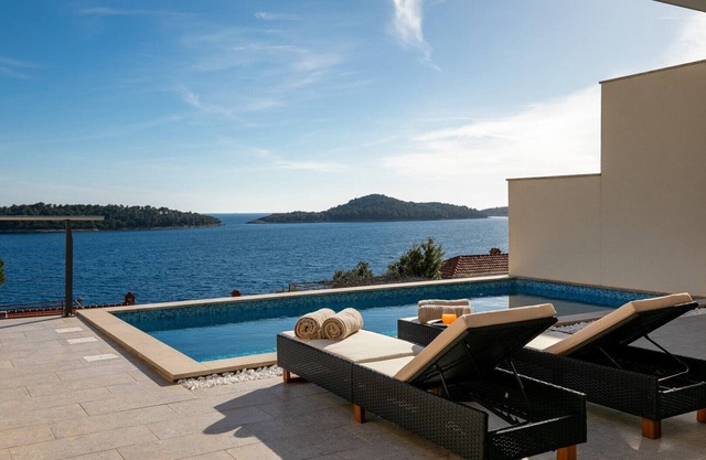 Beautiful Villa with Sea View and Private Pool