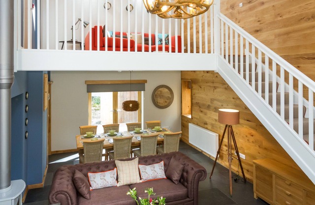 Beautifully Converted Property On The Prestigious Pullwood Bay Estate, Ambleside