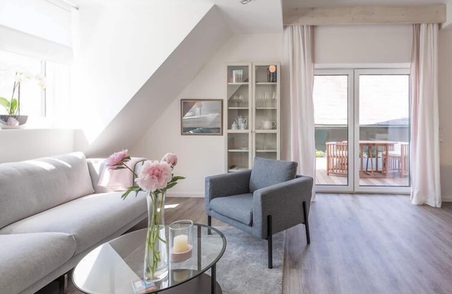 Beautifully furnished and lit apartment