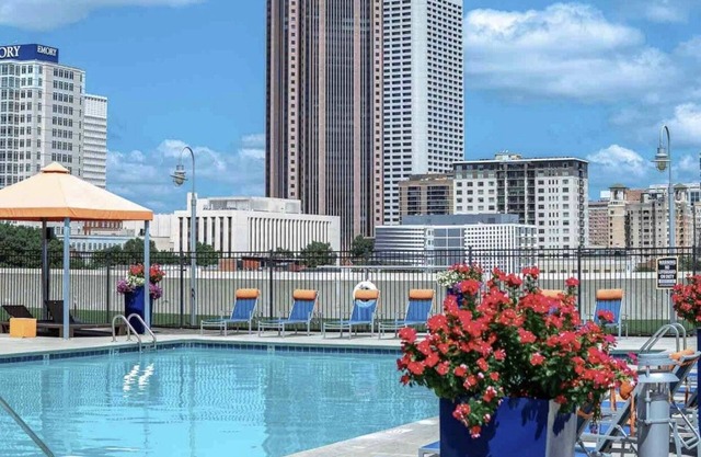 Beautifully Furnished Condo Downtown Atlanta