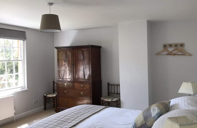 Beautifully Refurbished 4 Bedroom Country Home