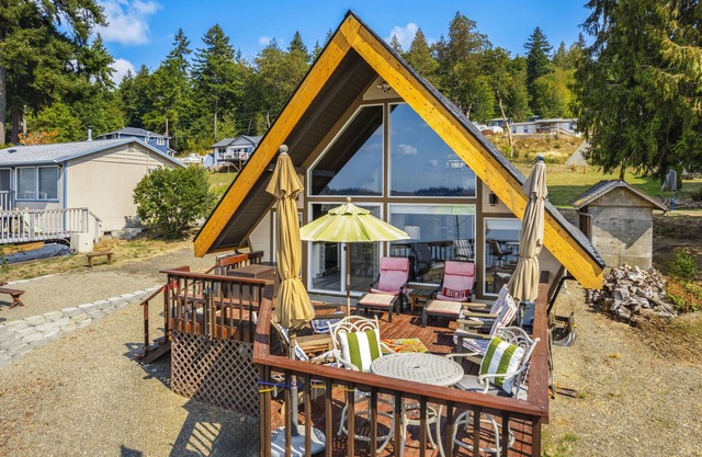 Beautifully Remodeled Beach Front A-Frame