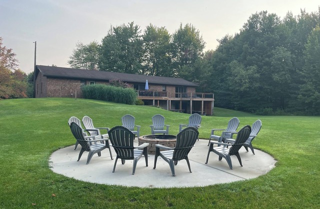 Beautifully Renovated Home With Privacy ~ Fire Pit ~ Minutes To Downtown!