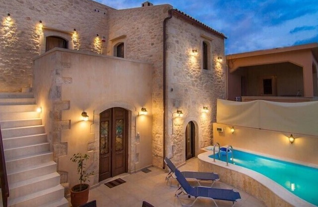 Beautifully restored character house with private pool in a countryside village!
