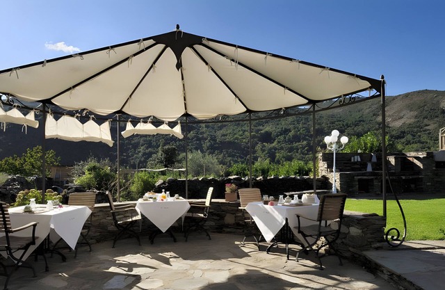 Bed and Breakfast 'Colomba' with Shared Pool, Wi-Fi and Air Conditioning
