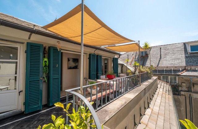 Bed and Breakfast 'Palazzo Giustiniani' with Balcony, Wi-Fi and Air Conditioning