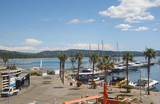 Bel appartement face mer 100m plages WIFI