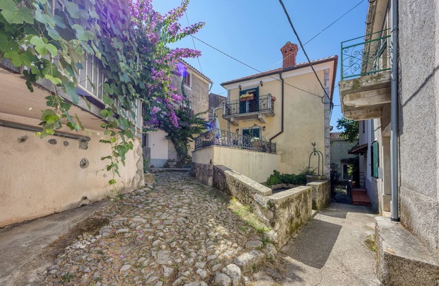 Beli Old Town Apartment, Beli, Croatia